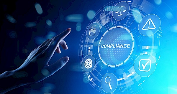 Complianceconcept met pictogrammen en tekst. Regelgeving, wetgeving, normen, vereisten, auditdiagram op virtueel scherm.